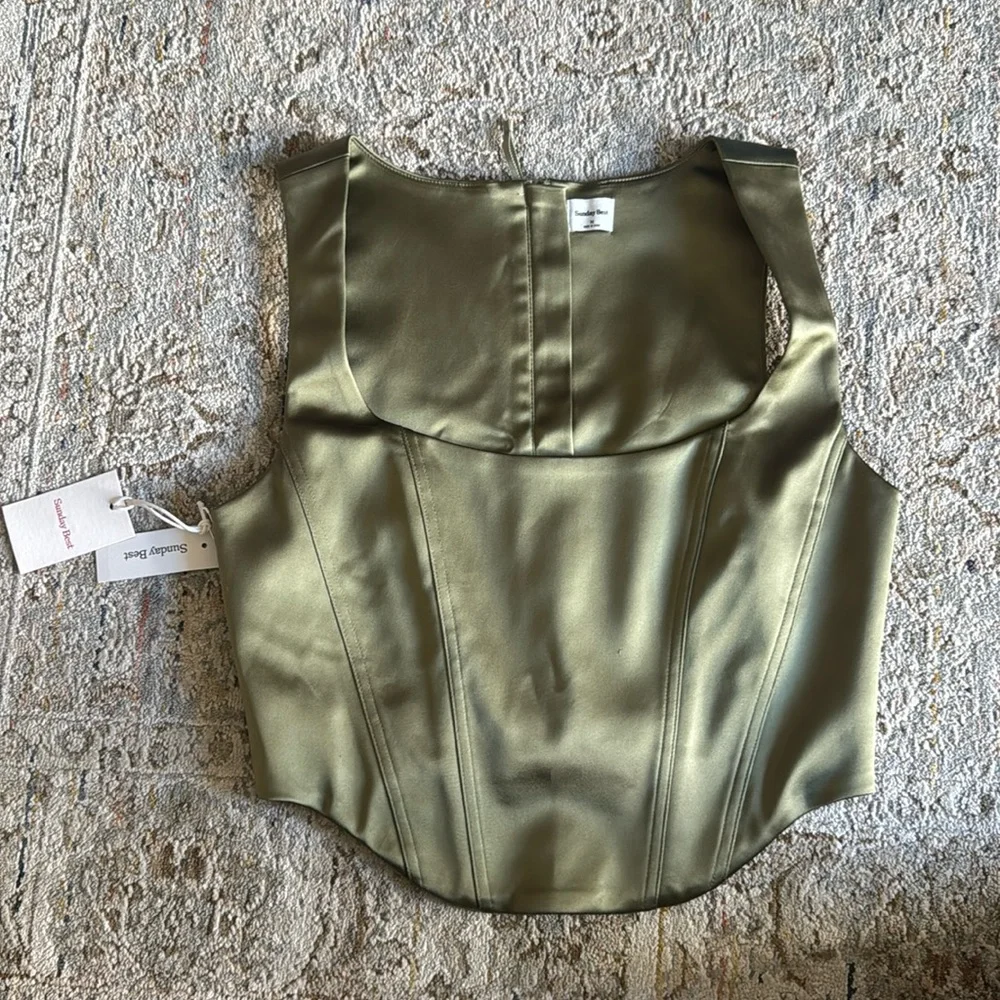 Aritzia Sunday best Satin Shiloh sage Green Corset Top NWT - Picture 1 of 3